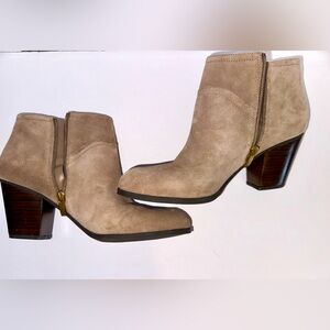 FRANCO SARTO L-Domino Women's Tan Suede Zip-Up Ankle Boots 10 Heeled Leather EUC